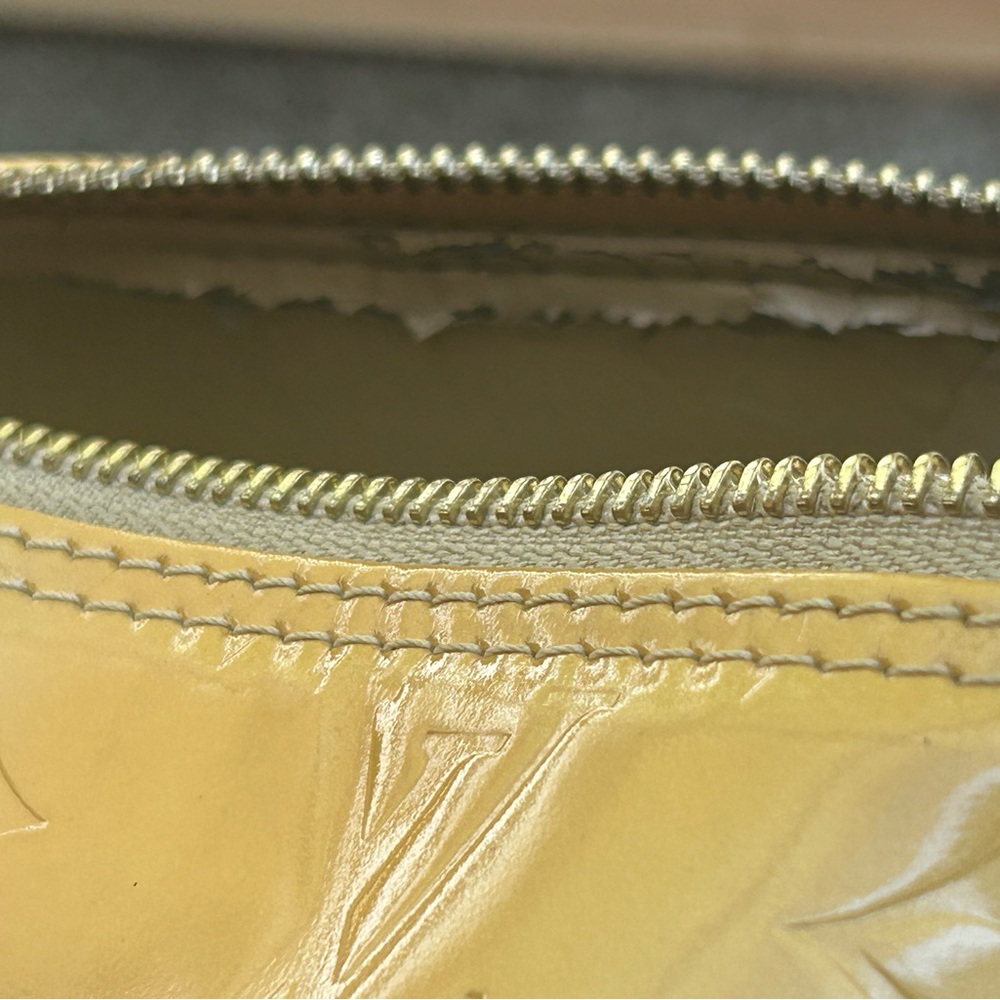 Louis Vuitton Monogram Vernis Papillon bag - Picture 4 of 17